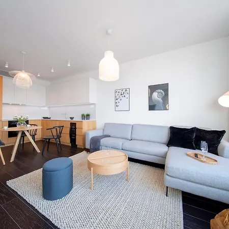 Ah Sky Park 2c-castle View 25th Floor-parking