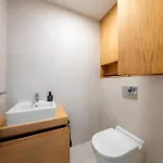 Apartmán Ah Sky Park 2c-castle View 25th Floor-parking Bratislava
