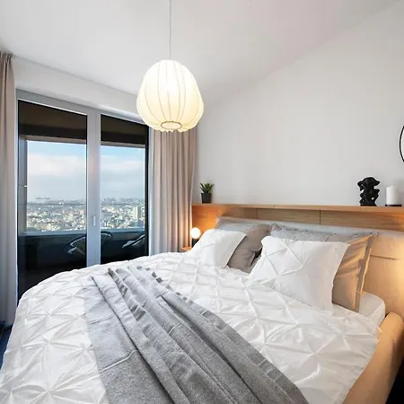 Apartmán Ah Sky Park 2c-castle View 25th Floor-parking Bratislava