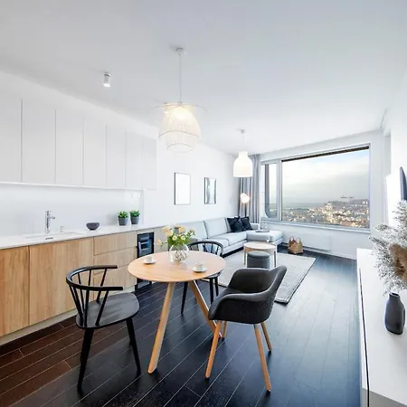 Apartmán Ah Sky Park 2c-castle View 25th Floor-parking Bratislava